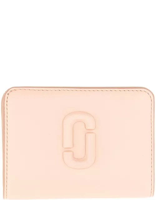 marc jacobs wallet with logo