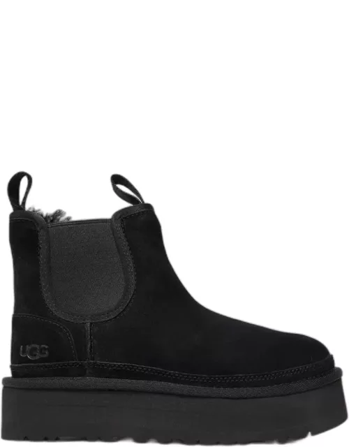 Chelsea boots with black platfor