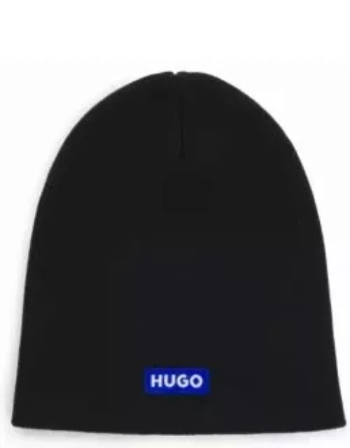 Knitted-cotton beanie hat with blue logo label- Black Men's Accessorie