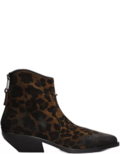 Elena Iachi Texan Ankle Boots In Animalier Suede