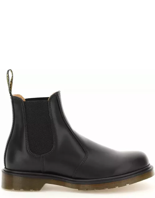 DR. MARTENS smooth leather 2976 chelsea boot