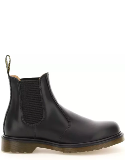 Dr. Martens Smooth Leather 2976 Chelsea Boot