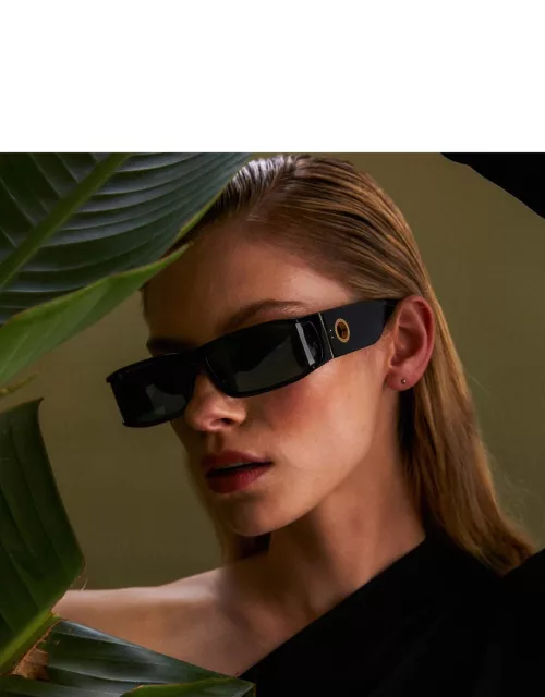 Mya Rectangular Sunglasses in Black