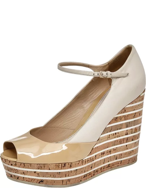 Gucci Beige Patent And Leather Cork Wedge Slingback Sandal