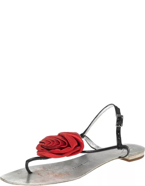 Giuseppe Zanotti Silver Patent Leather Flower Embellished Flat Thong Sandal