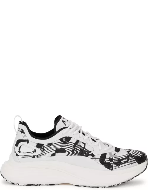 Streamline white and black Aerolux sneakers