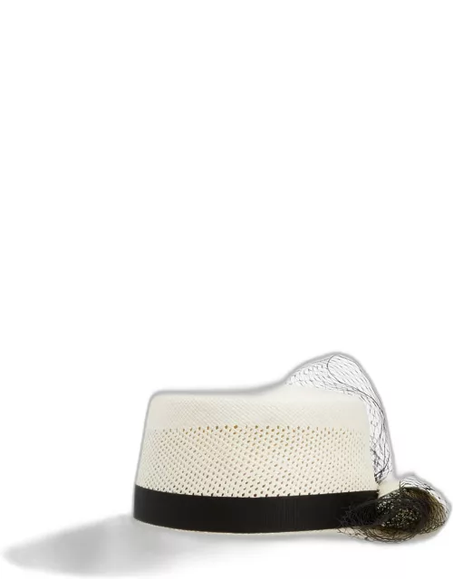 Perforated Straw Hat w/ Tulle Vei
