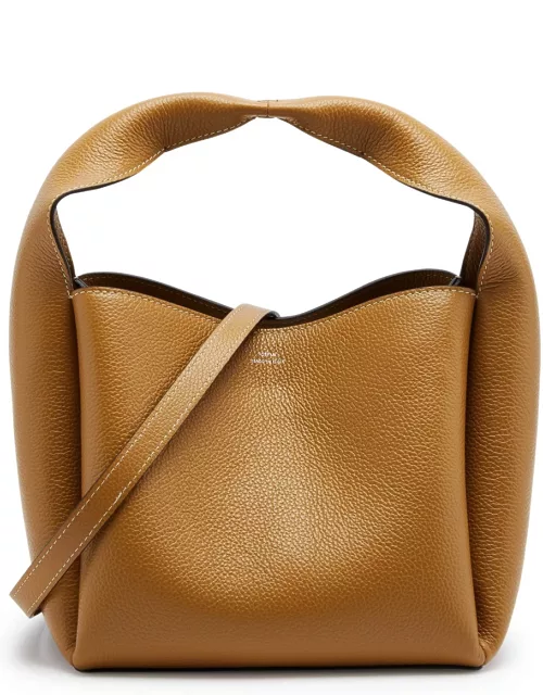 Totême Small Leather Bucket bag - Came