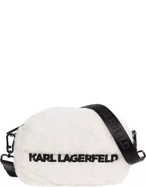 Cara Loves Karl Crossbody bag