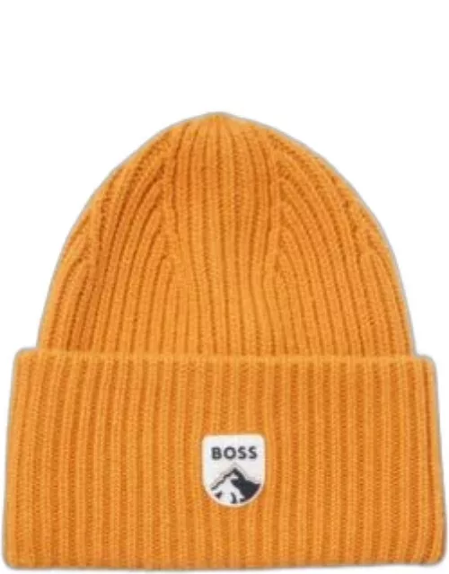 Chunky-knit beanie hat with mountain-logo badge- Light Orange Men'