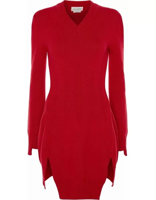 Red knitted tunic jumper