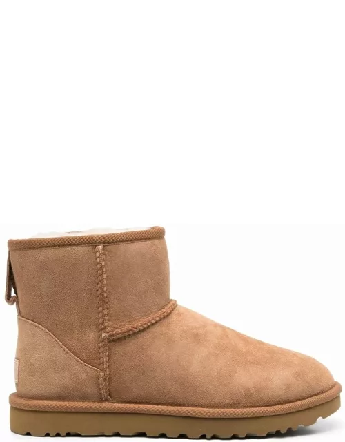 Classic Mini II chestnut suede ankle boot