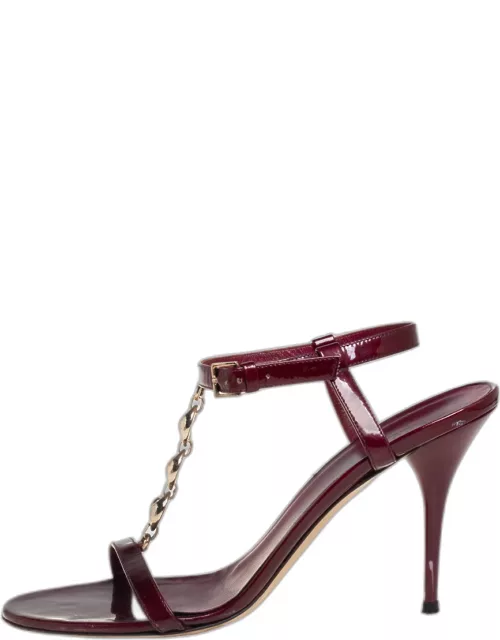 Gucci Maroon Patent Leather Chain T-Strap Ankle Strap Sandal