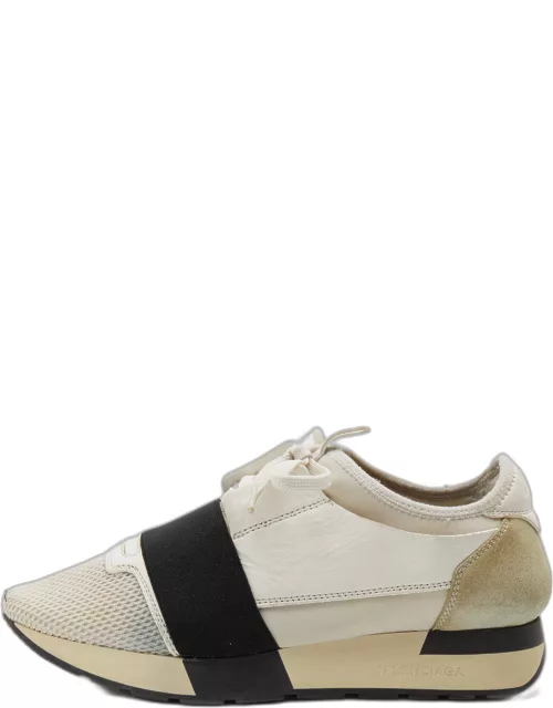 Balenciaga White/Black Leather and Mesh Race Runner Low Top Sneaker