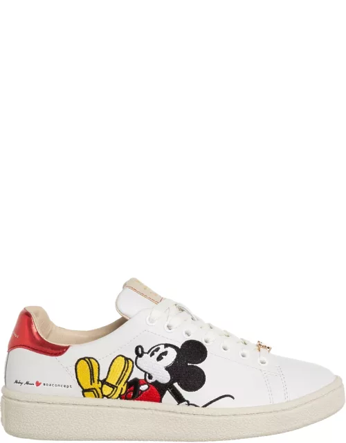 M.O.A. master of arts Disney Mickey Mouse Grand Master Leather Sneaker