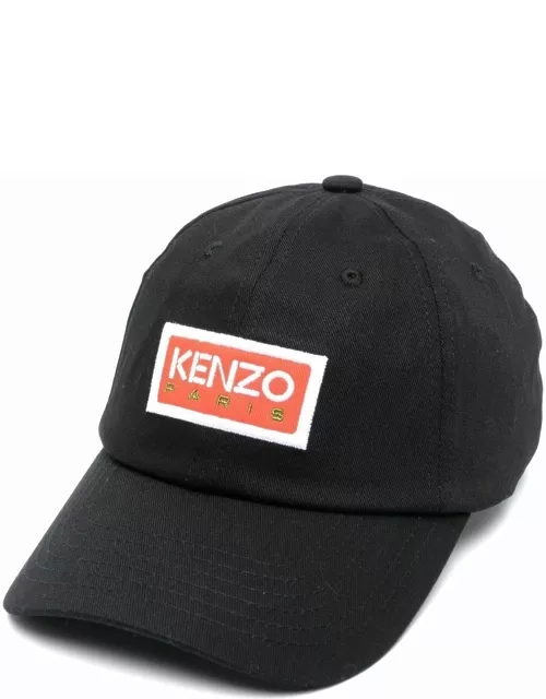 Black baseball cap with logo tag