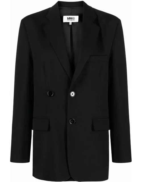 Black single-breasted tailored blazer