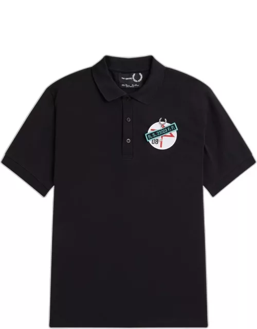 Black short sleeves polo shirt with patch