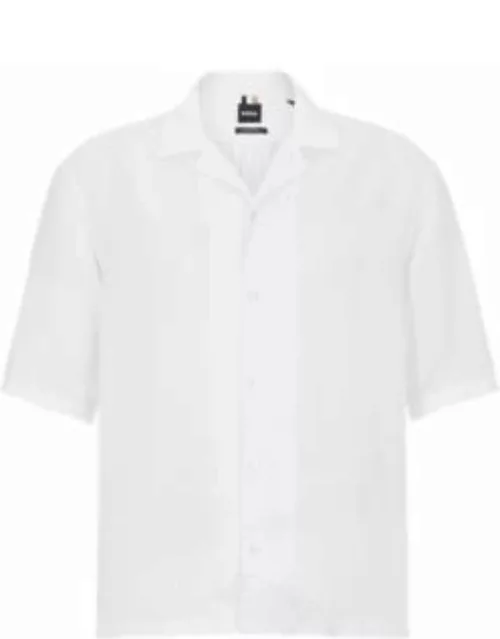 Regular-fit short-sleeved shirt with camp collar- White Men's Casual Shirt