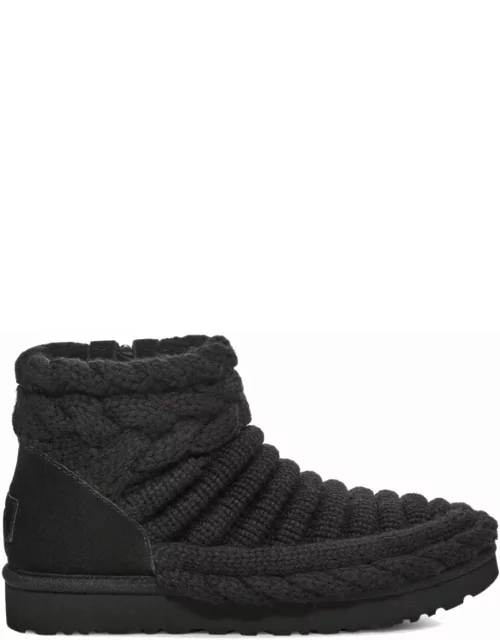 Black Thick Knitted Classic Mini Boot