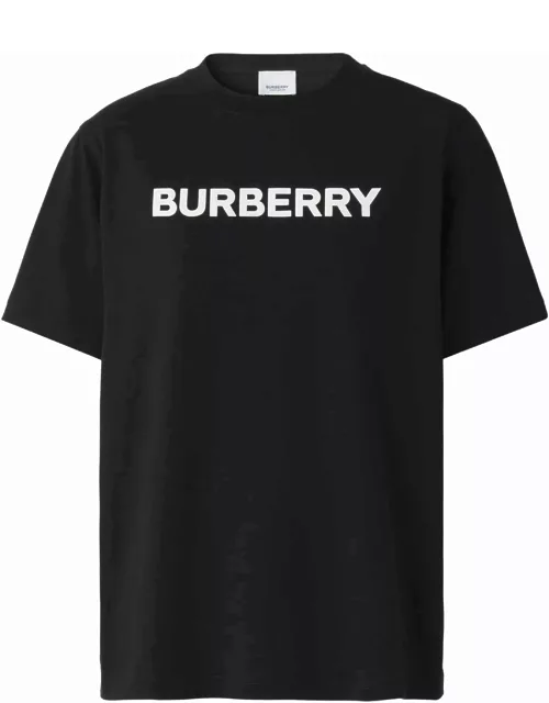 Black tshirt with logo
