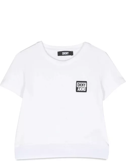 dkny small logo t-shirt