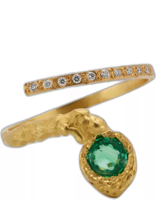 Eva Ring in 18K Solid Yellow Gold with 4.4mm Emerald and Top Wesselton VVS Diamond