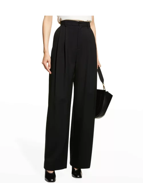 Pleated Pants in Lightweight Woo
