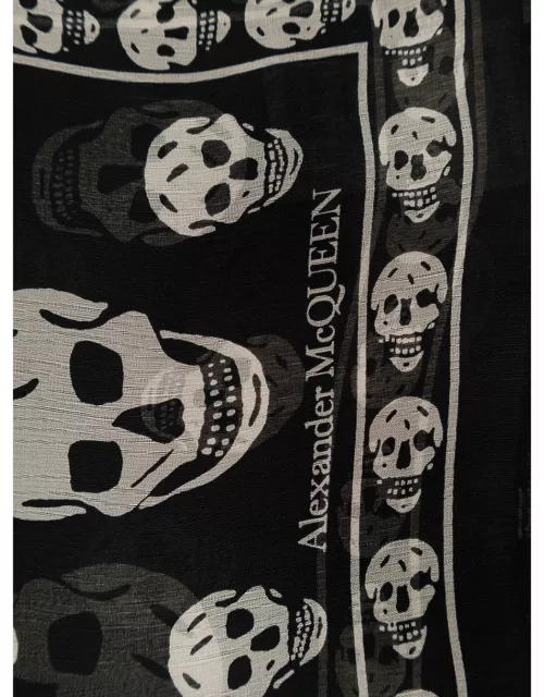 Alexander McQueen Scarf With Skull Print All-over