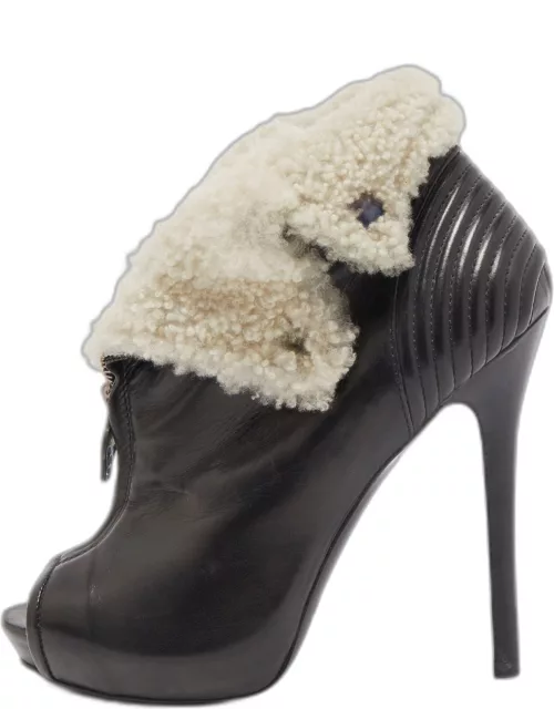 Alexander McQueen Black Leather and Fur Ankle Boot