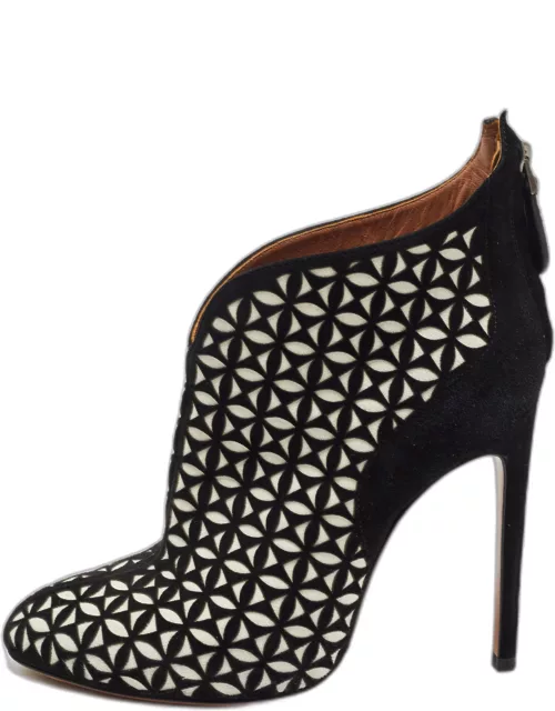 Alaia Black/White Suede Floral Cut Out Ankle Boot