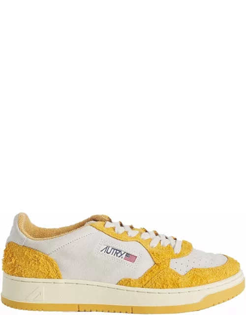 Medalist low white trainers with orange suede insert