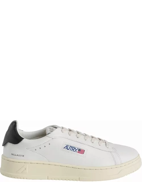 White Dallas trainers with contrasting black hee