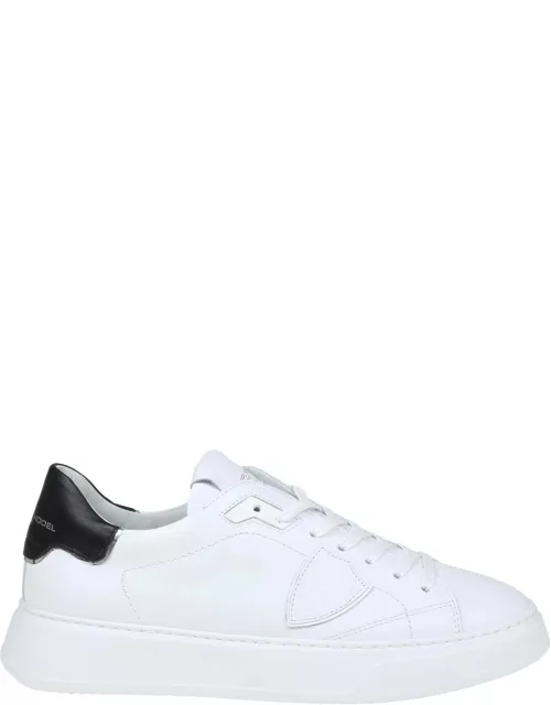 Philippe Model Temple Low Sneakers In White Leather