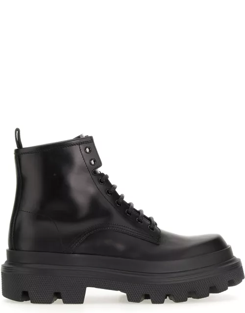 dolce & gabbana ankle boot with logo plaque