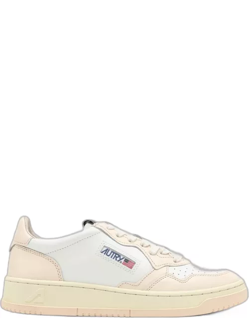 Medalist sneakers in white/nude leather