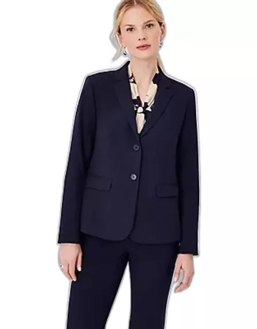 Ann Taylor The Notched Two Button Blazer in Seasonless Stretch - Curvy Fit