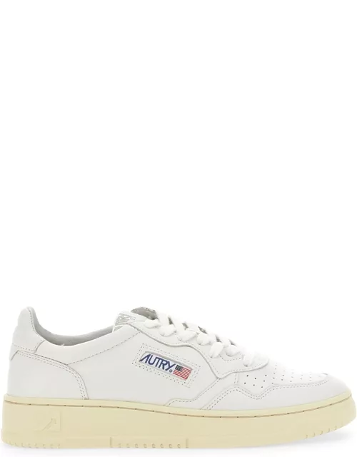 autry medalist low sneaker