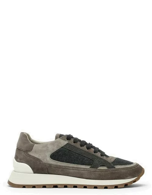 Low taupe sneakers with precious detai