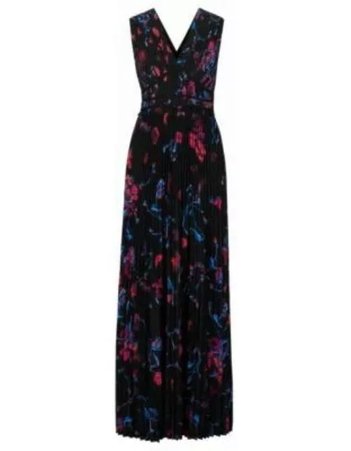 Floral V-neck maxi dress in pleated crinkle crepe- Patterned Women's Business Dresse