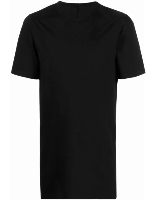 Black crewneck T-shirt