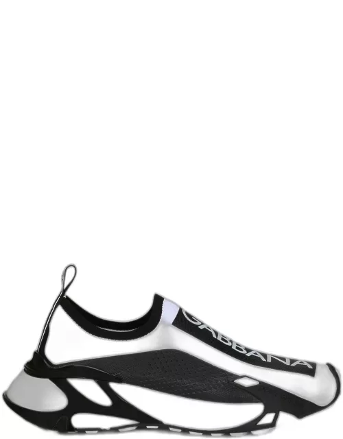 Low top trainer with black and white logo