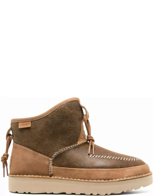 UGG Brown Calf Leather Ankle Boot