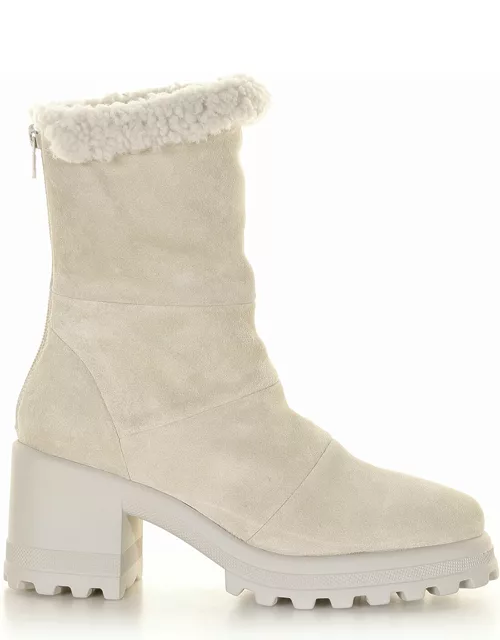 Voile Blanche Suede Ankle Boot With Internal Fur