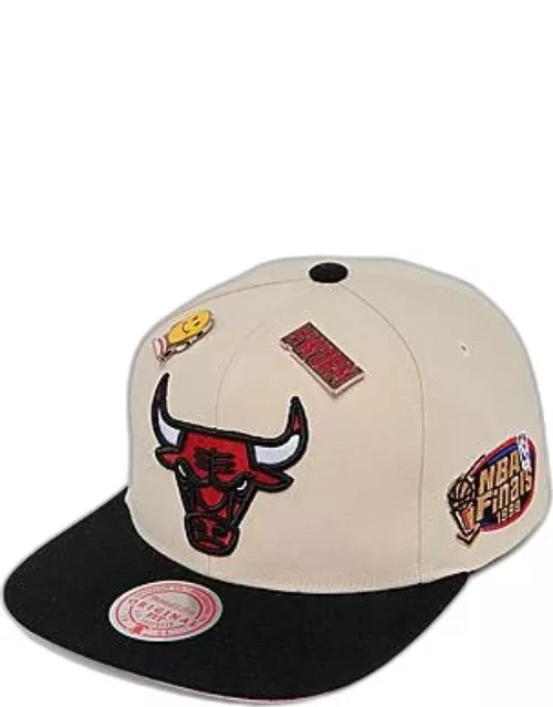 Mitchell & Ness Chicago Bulls NBA Neon Undervisor Snapback Hat