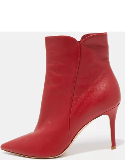 Gianvito Rossi Red Leather Pointed Toe Ankle Length Boot