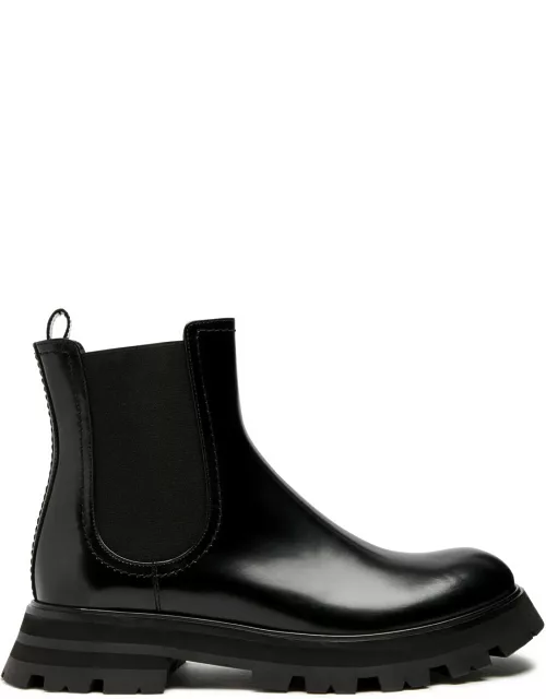 Alexander Mcqueen Glossed Leather Chelsea Boots - Black