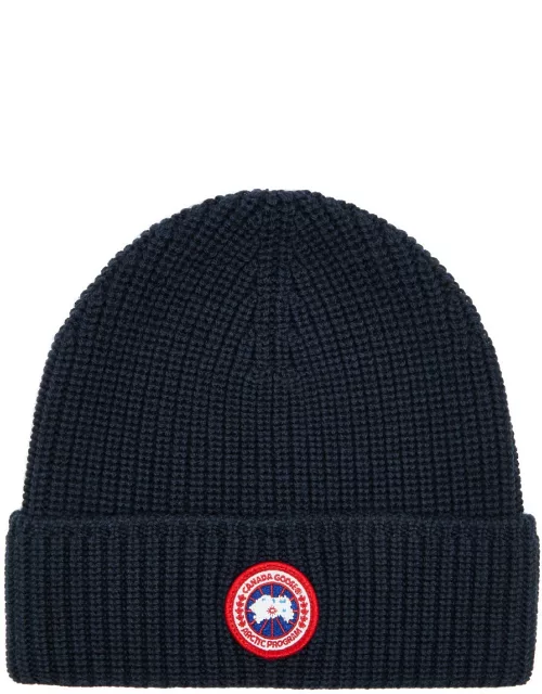 Canada Goose Arctic Disc Ribbed Wool Beanie - Navy