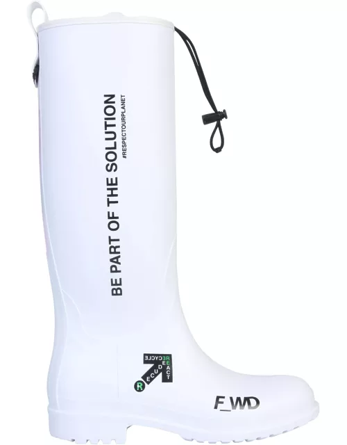 forward rubber boot