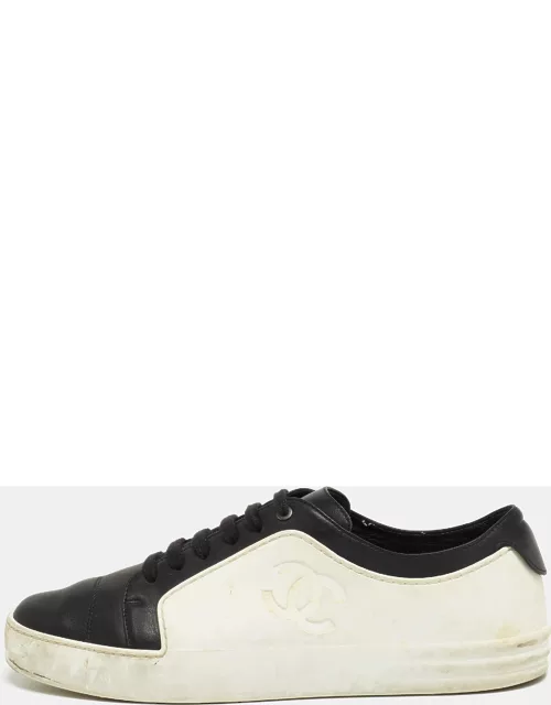 Chanel Black/White Leather and Rubber CC Low Top Sneaker